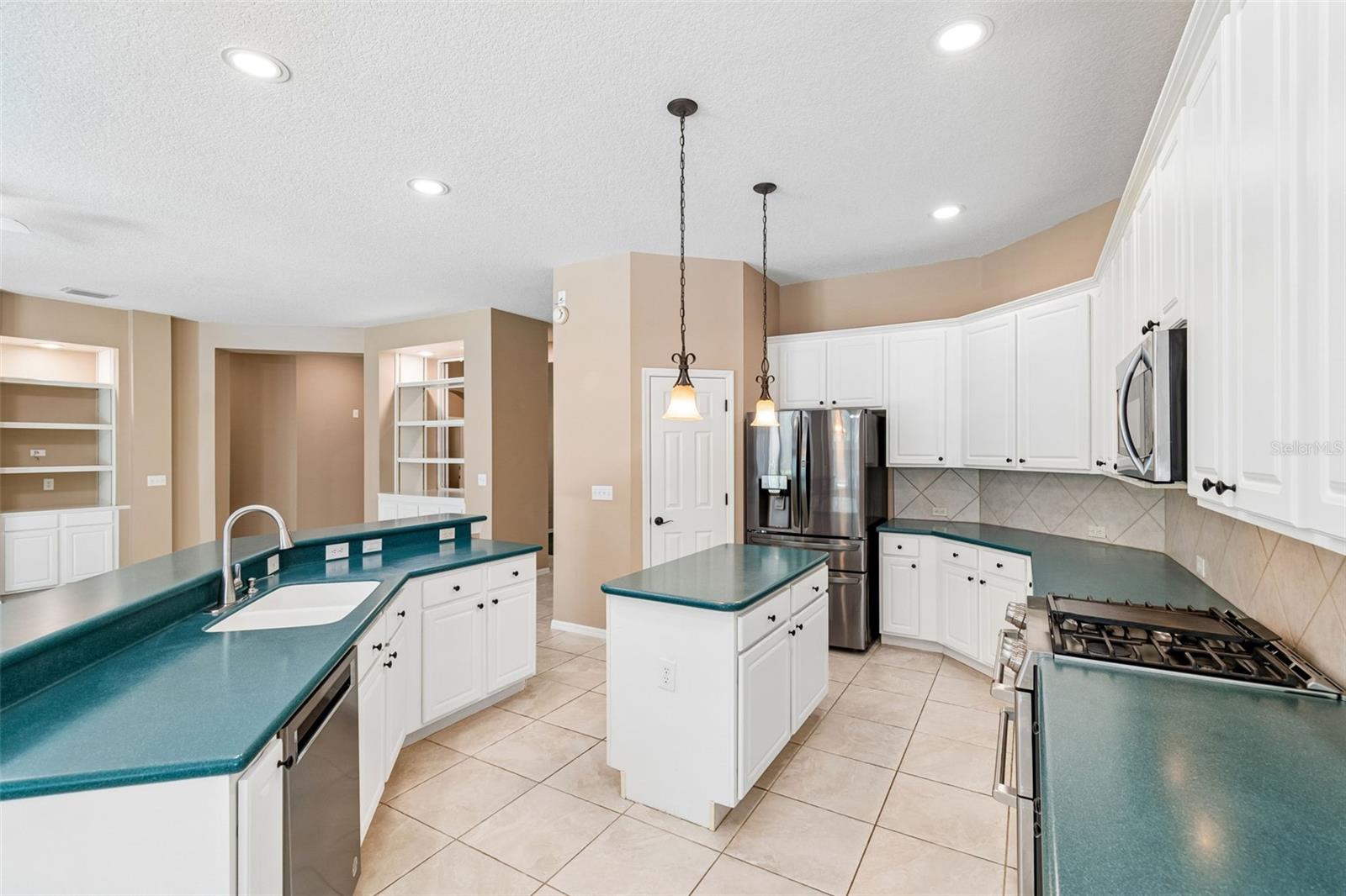 12307 BRETON OAK LN, RIVERVIEW, FL — photo 6