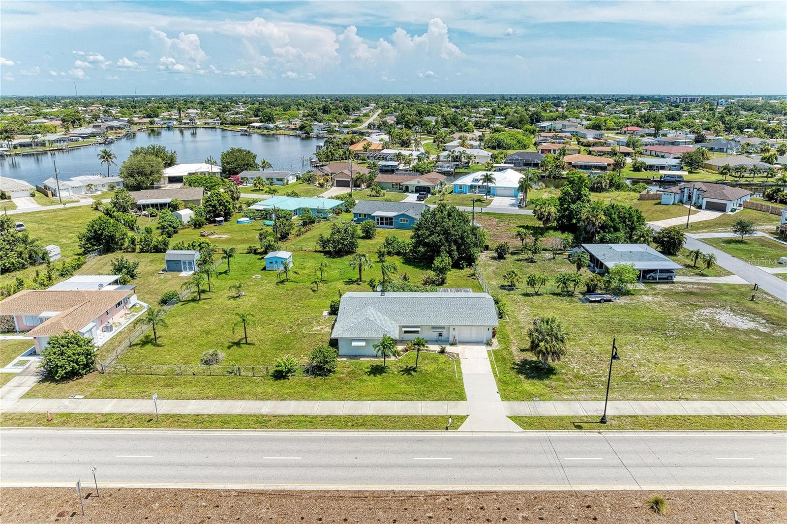 20430 EDGEWATER DR, PORT CHARLOTTE, FL