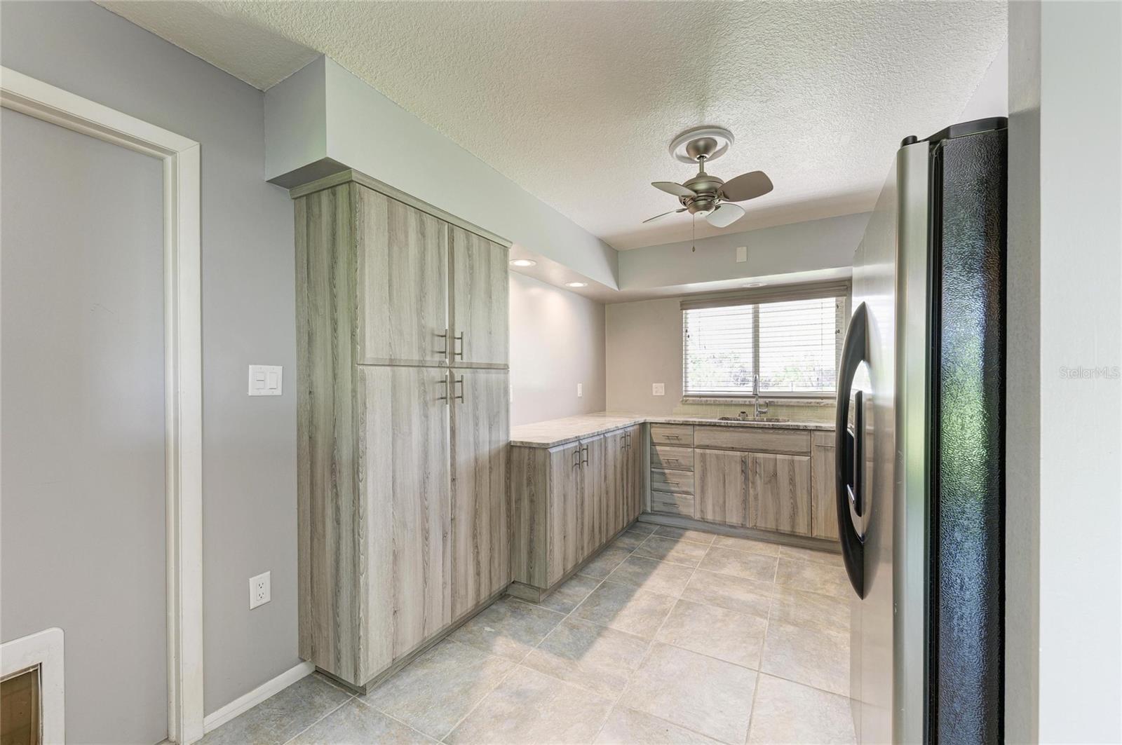 20430 EDGEWATER DR, PORT CHARLOTTE, FL — photo 11