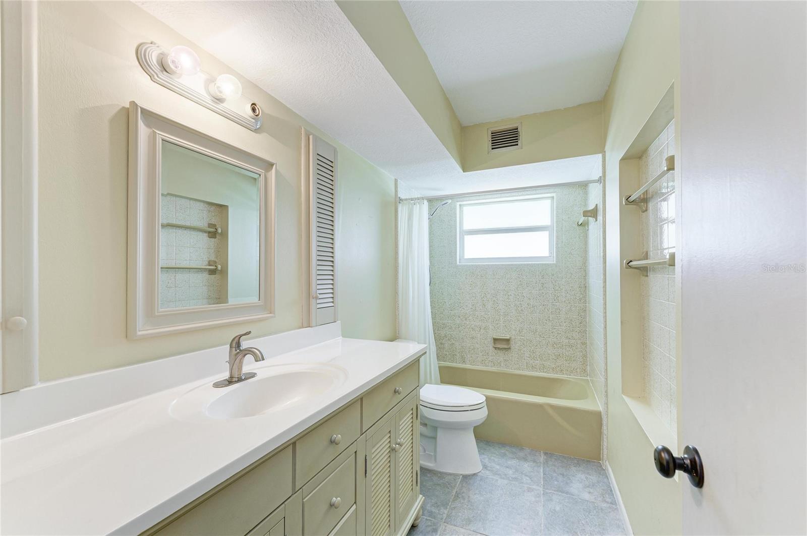 20430 EDGEWATER DR, PORT CHARLOTTE, FL — photo 24