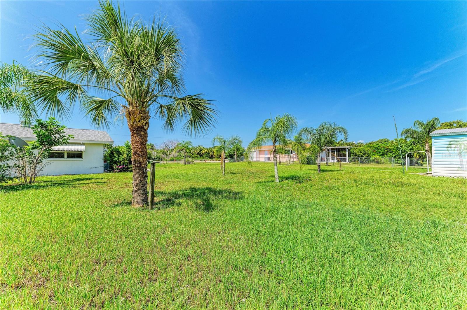 20430 EDGEWATER DR, PORT CHARLOTTE, FL — photo 33