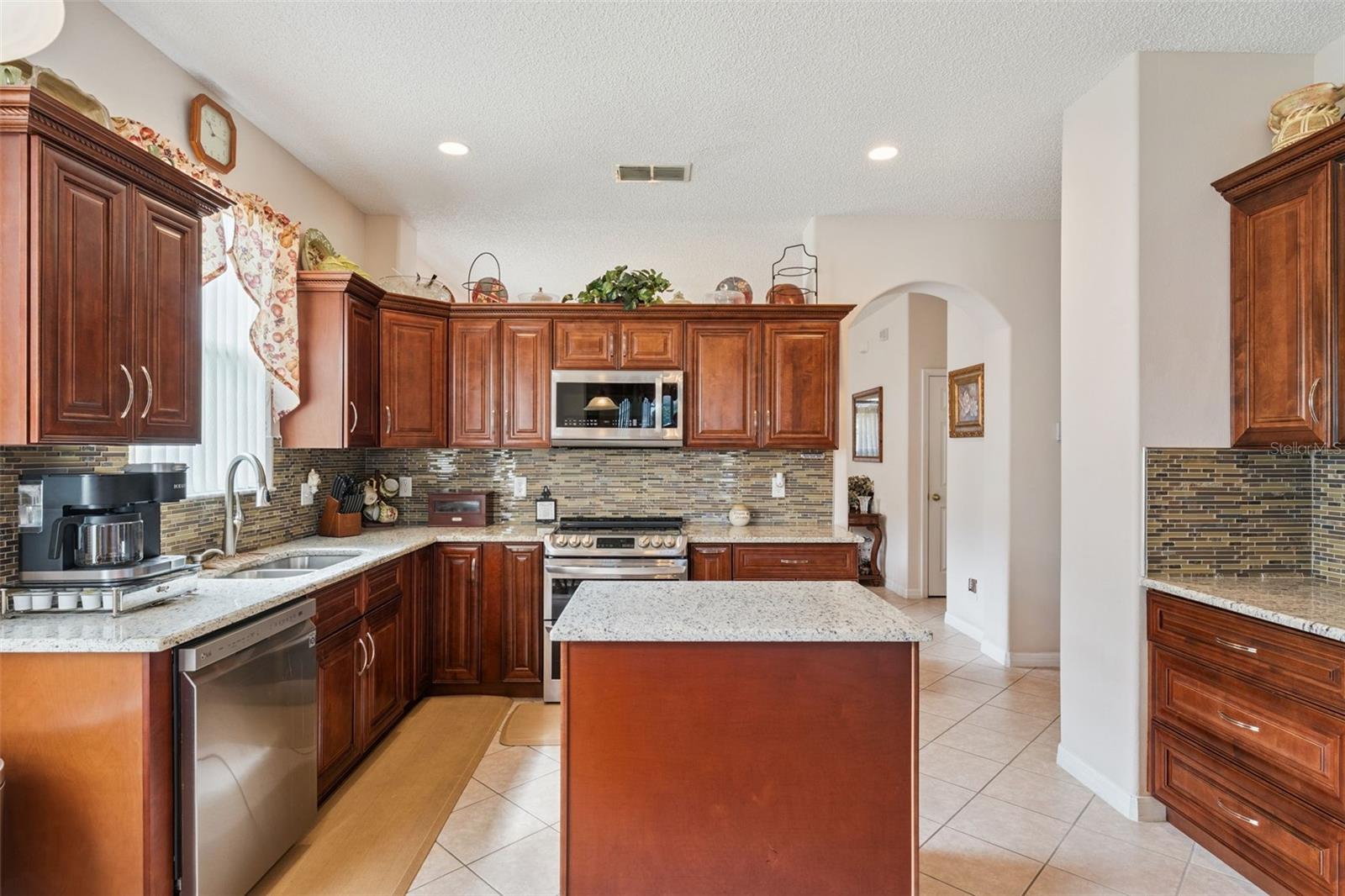 9955 MEDALLION BLUFF LN, ORLANDO, FL — photo 12