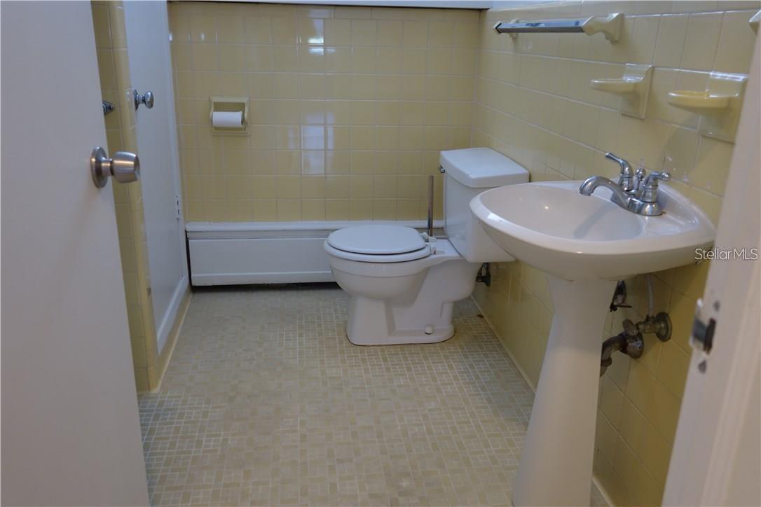 200 N BETTY LN #2E, CLEARWATER, FL — photo 7