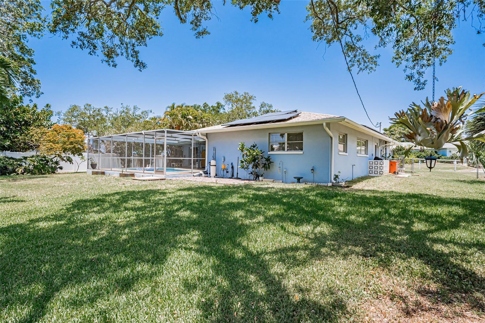 14570 TANGLEWOOD DR, LARGO, FL — photo 43