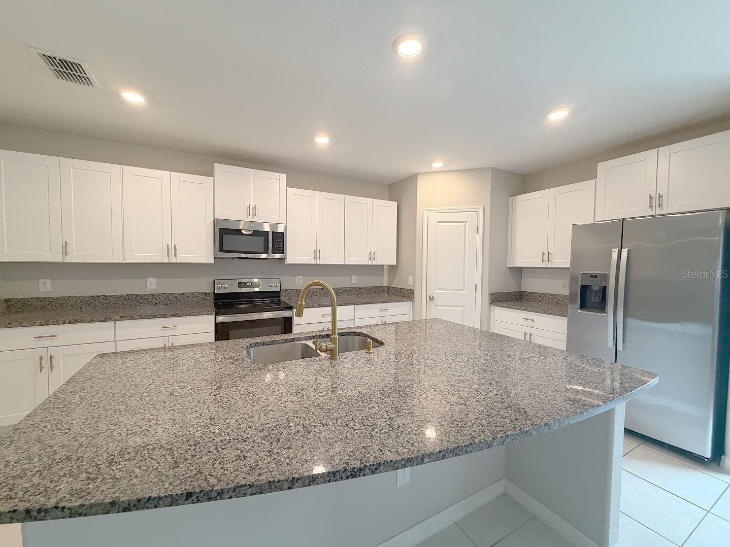 2122 STELLAR BRILLIANCE WAY, LUTZ, FL — photo 6