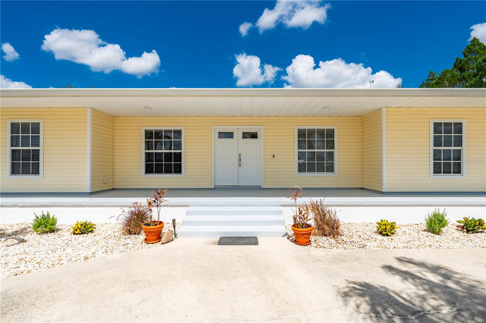 569 RIO VISTA AVE, PUNTA GORDA, FL — photo 9