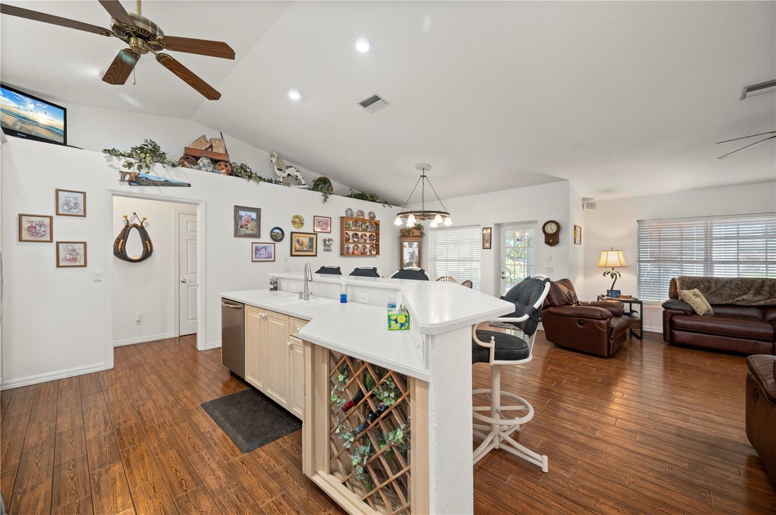 569 RIO VISTA AVE, PUNTA GORDA, FL — photo 18