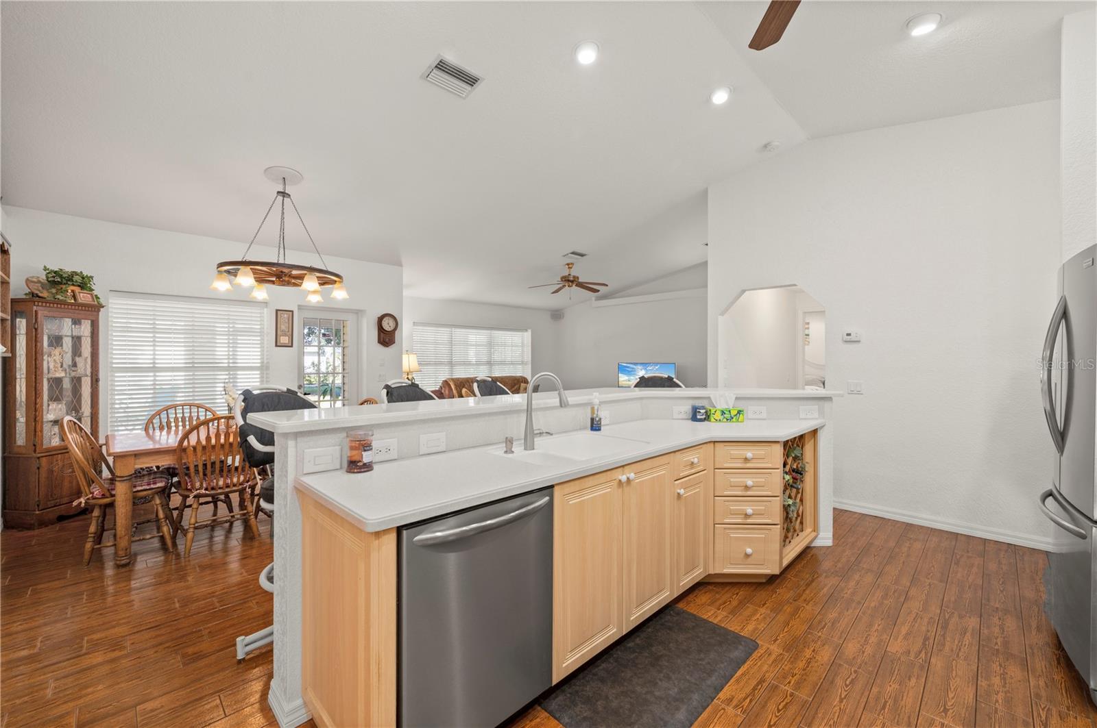 569 RIO VISTA AVE, PUNTA GORDA, FL — photo 21