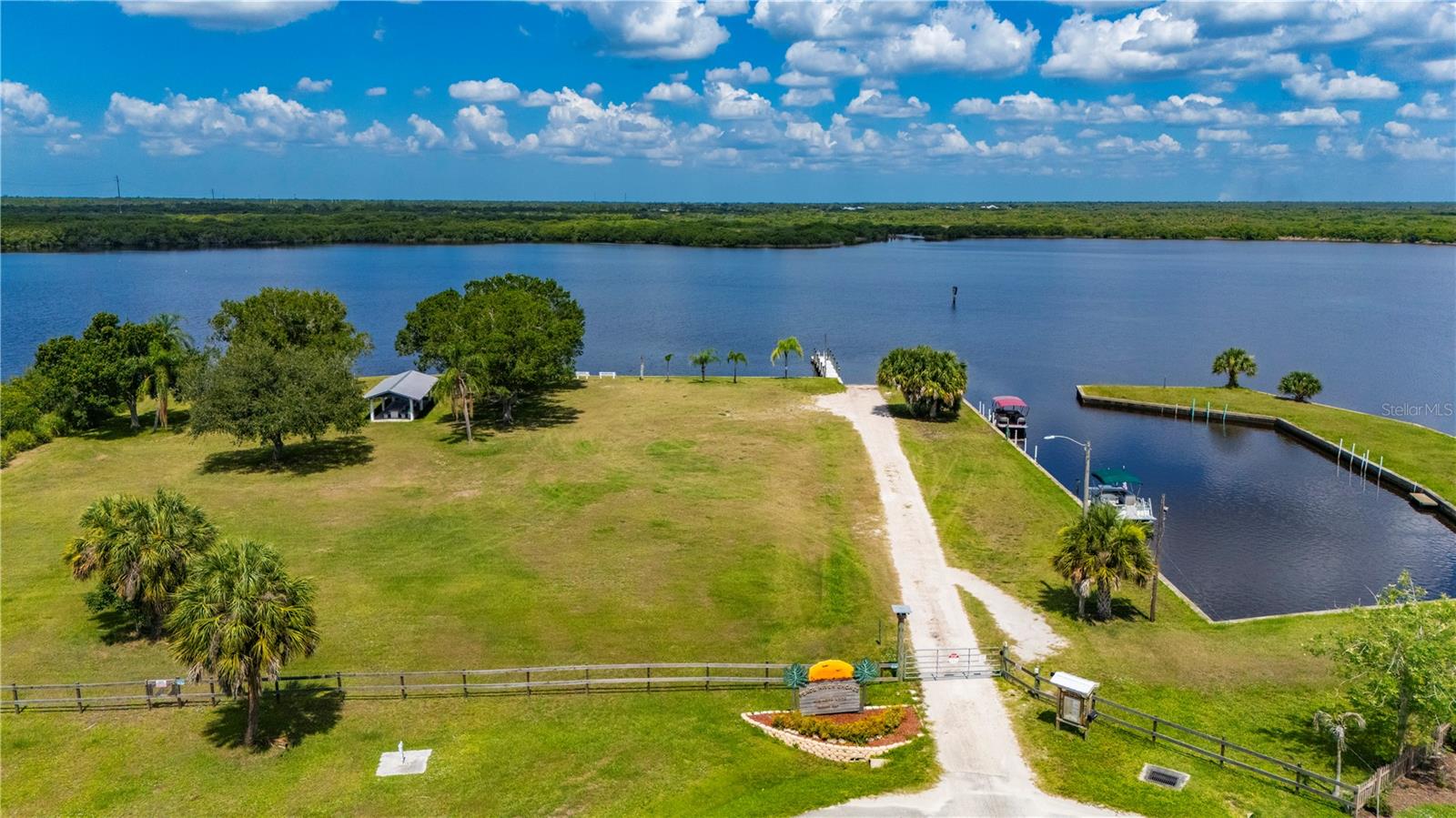 569 RIO VISTA AVE, PUNTA GORDA, FL — photo 81