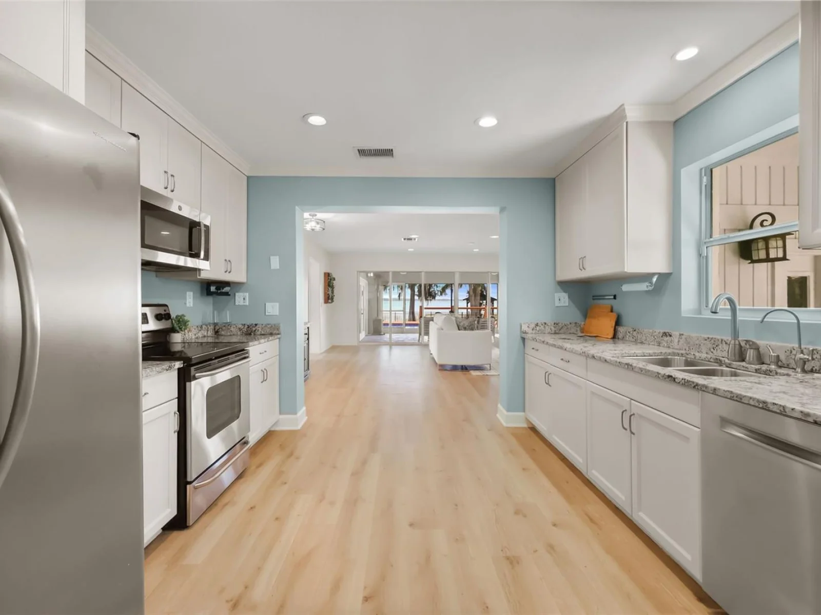 32749 LAKE EUSTIS DR, TAVARES, FL — photo 18