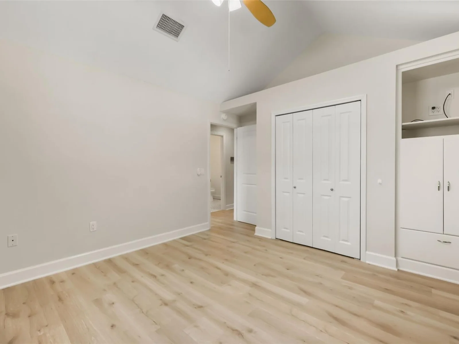 32749 LAKE EUSTIS DR, TAVARES, FL — photo 32