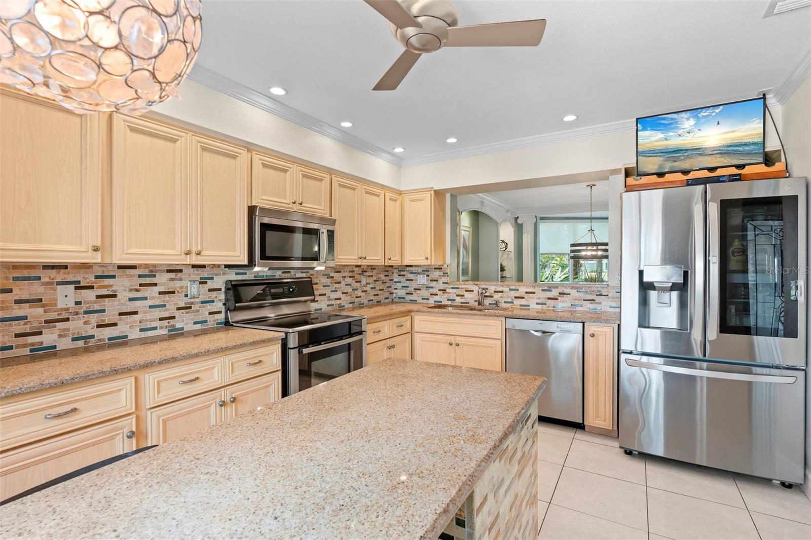 6101 34TH ST W #2B, BRADENTON, FL — photo 3