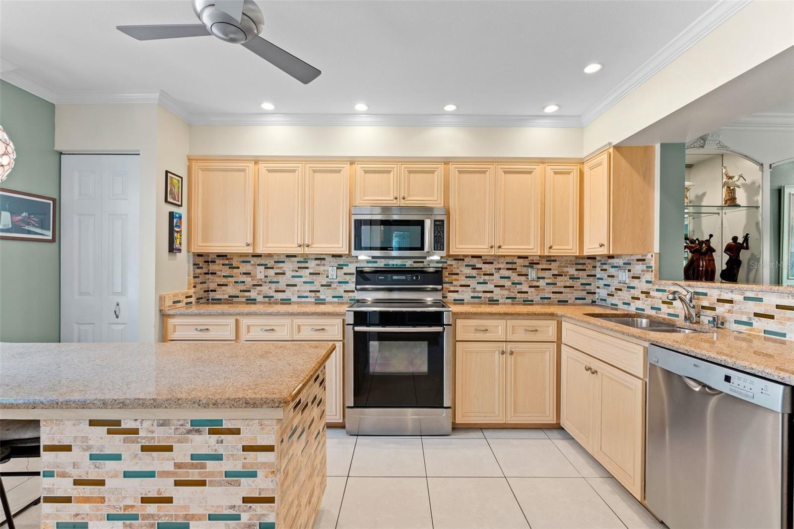 6101 34TH ST W #2B, BRADENTON, FL — photo 13