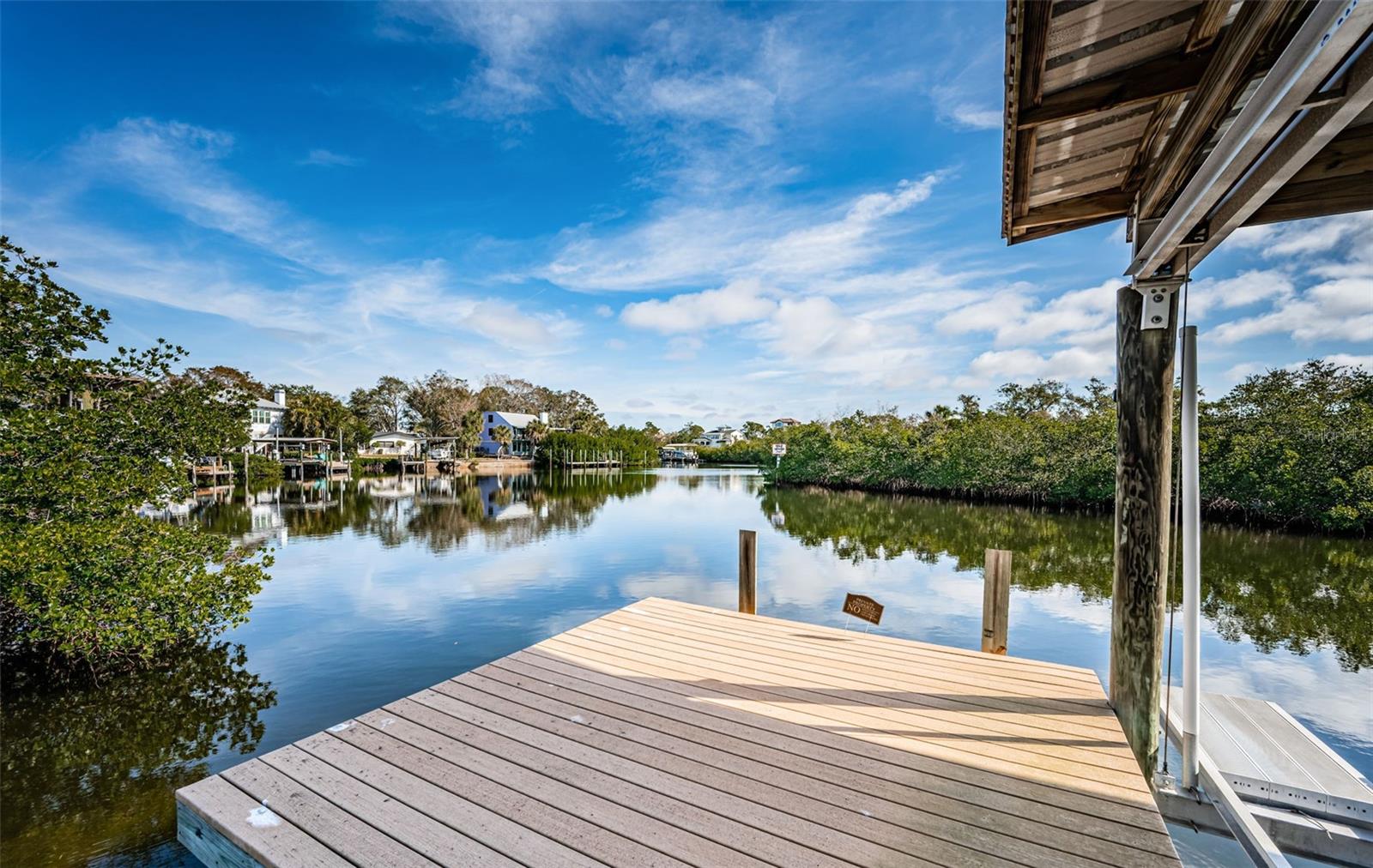 624 MAYO ST, CRYSTAL BEACH, FL — photo 3