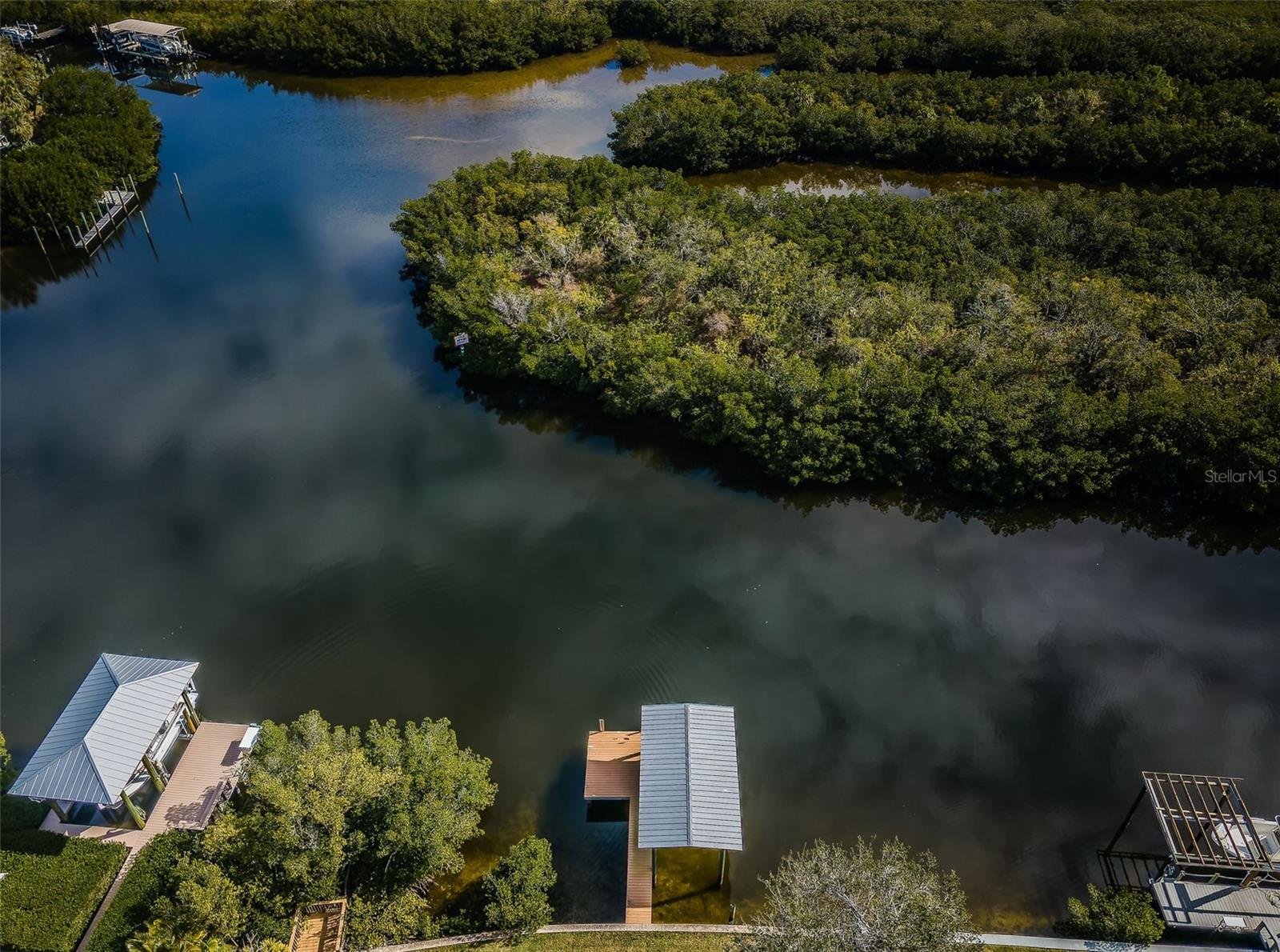 624 MAYO ST, CRYSTAL BEACH, FL — photo 9