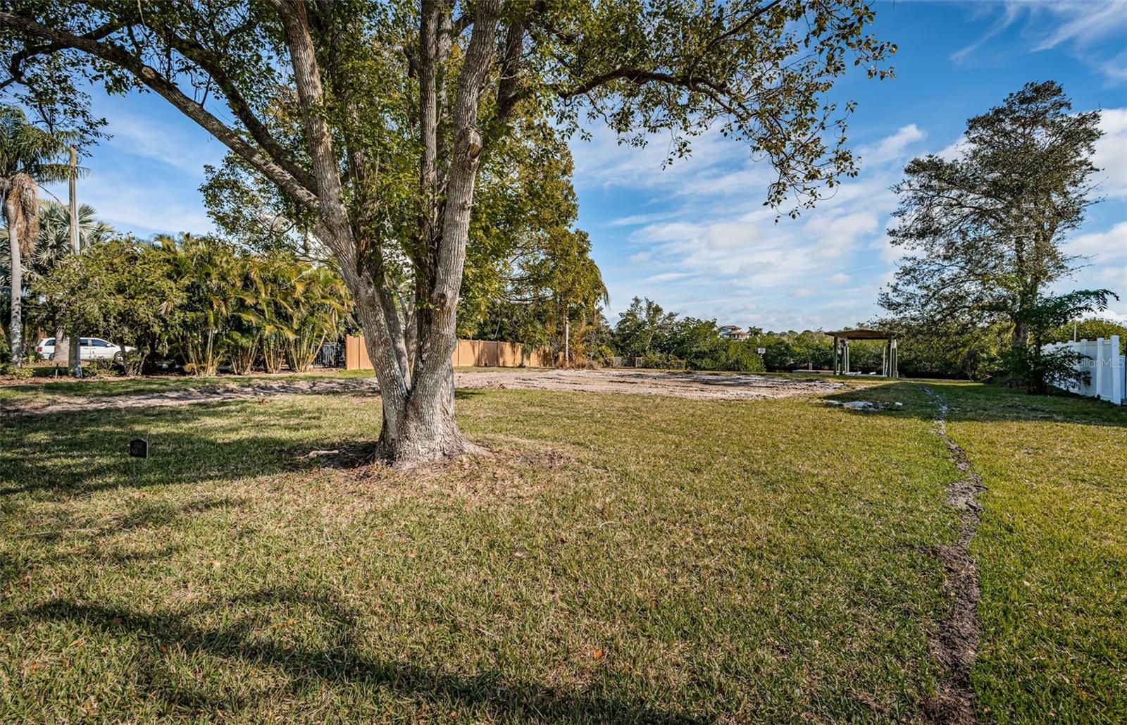 624 MAYO ST, CRYSTAL BEACH, FL — photo 10