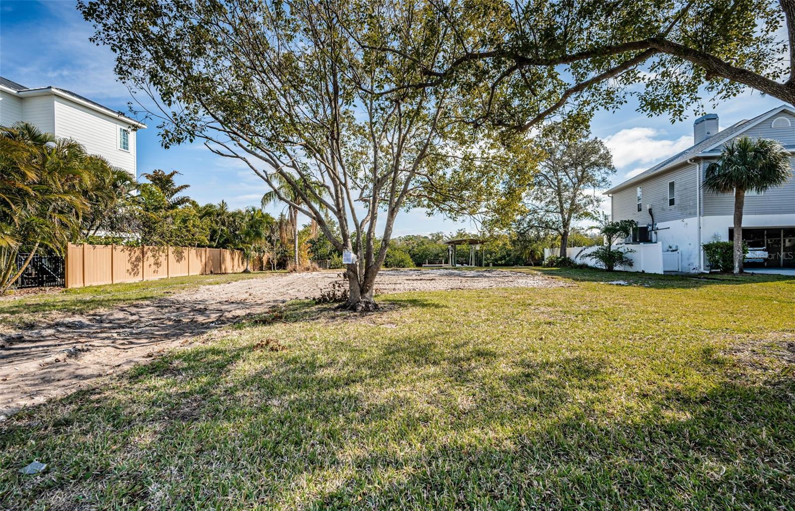 624 MAYO ST, CRYSTAL BEACH, FL — photo 19