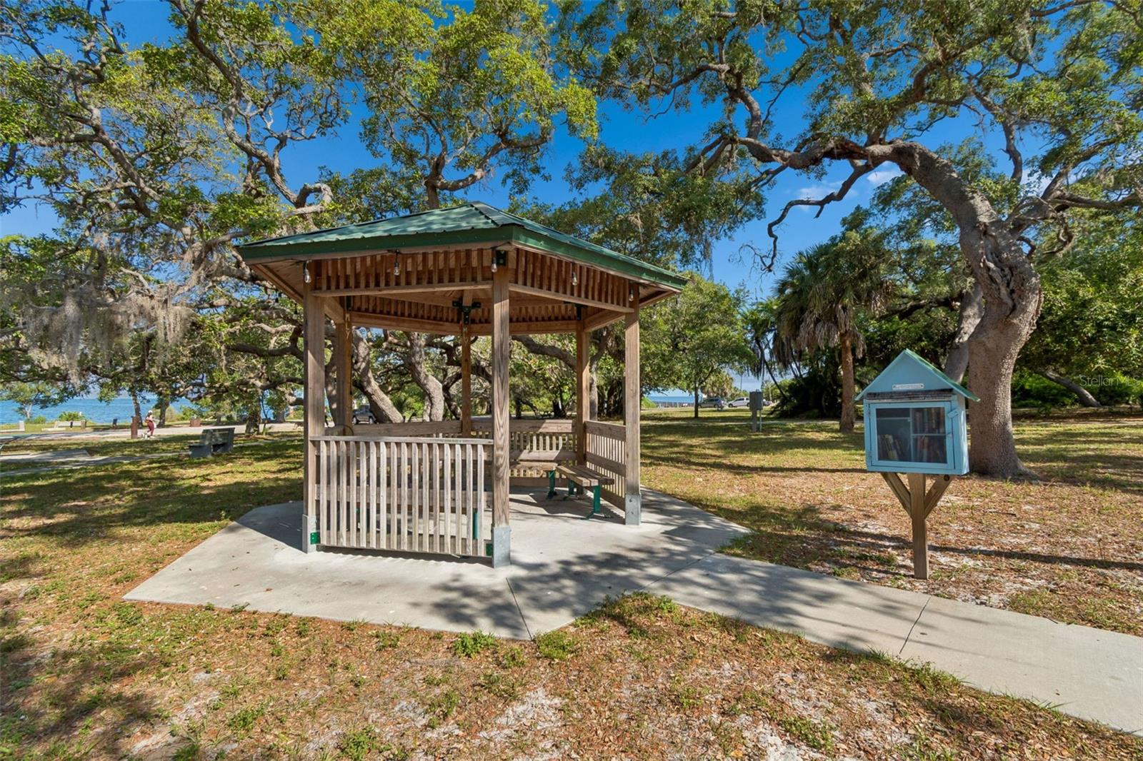 624 MAYO ST, CRYSTAL BEACH, FL — photo 31