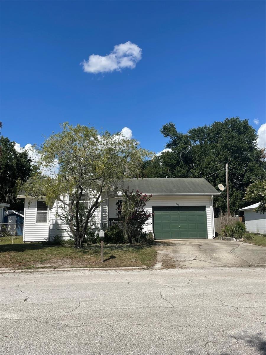 311 LAKE DALE DR, AUBURNDALE, FL