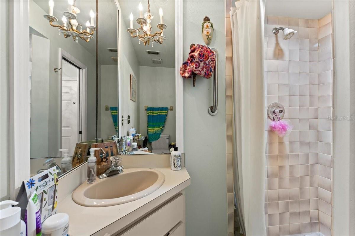 13014 VILLAGE CHASE CIR, TAMPA, FL — photo 13
