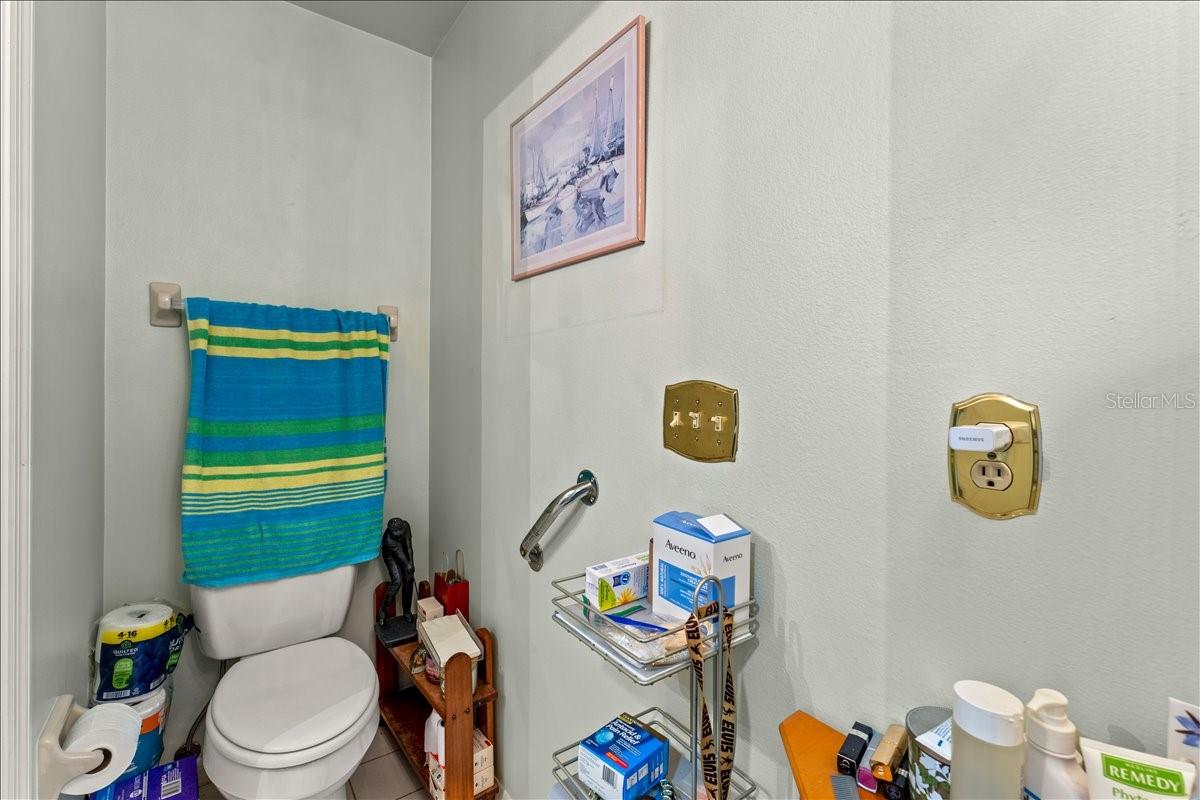 13014 VILLAGE CHASE CIR, TAMPA, FL — photo 14
