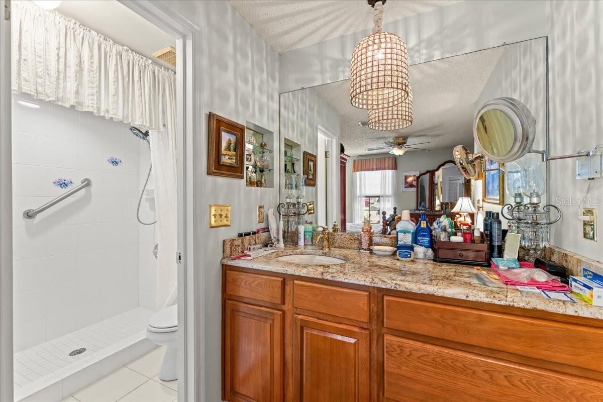 13014 VILLAGE CHASE CIR, TAMPA, FL — photo 21