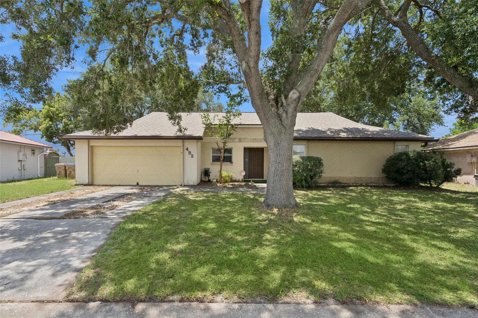 452 BOXWOOD CT, KISSIMMEE, FL