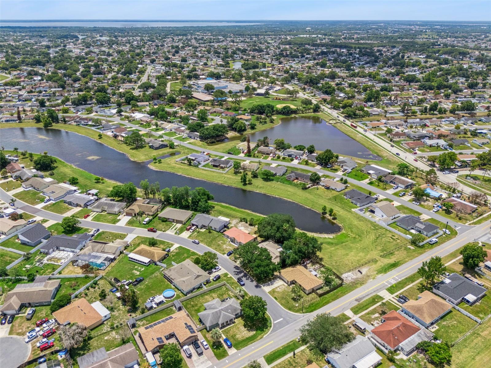 452 BOXWOOD CT, KISSIMMEE, FL — photo 52