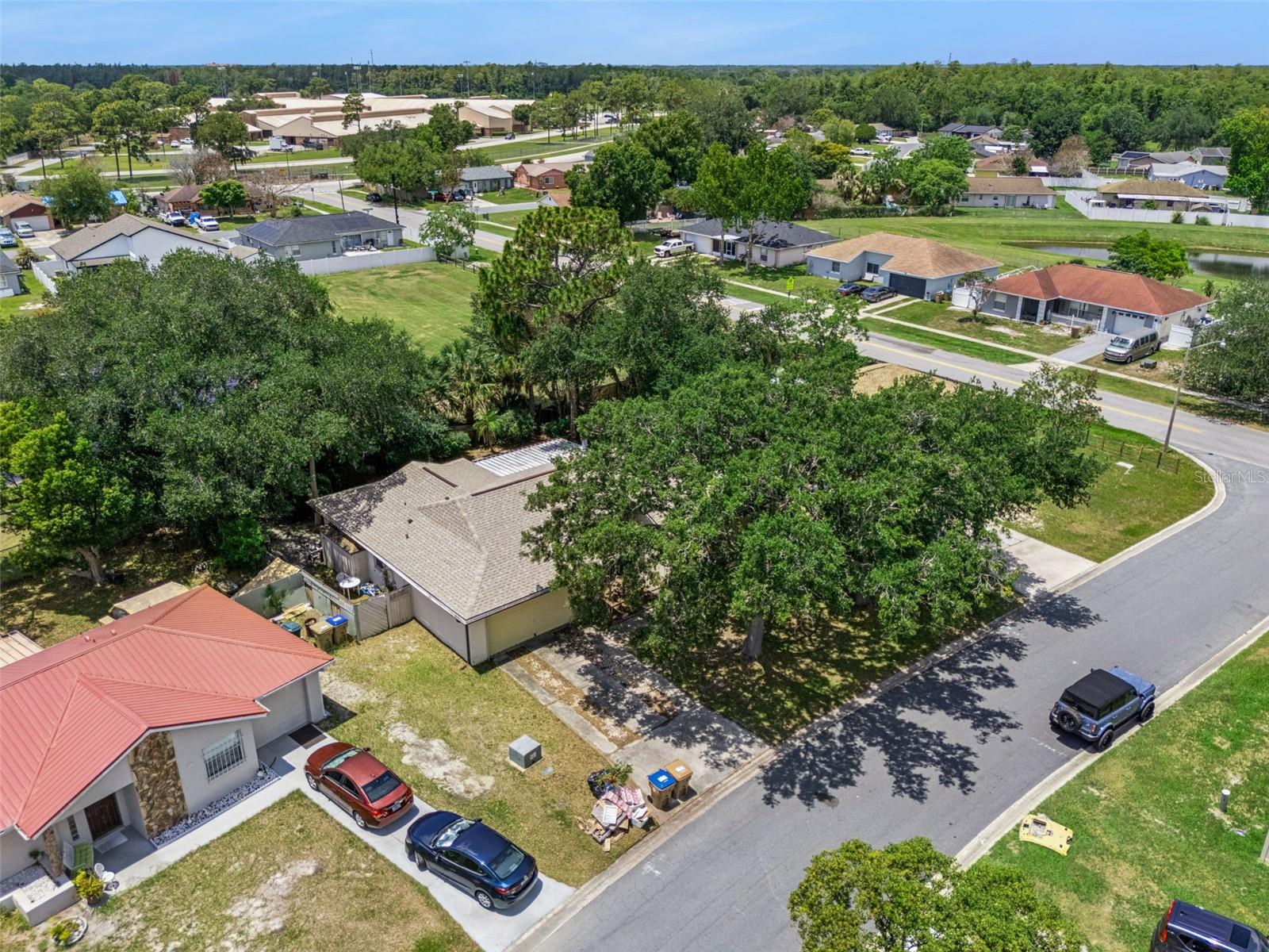 452 BOXWOOD CT, KISSIMMEE, FL — photo 54