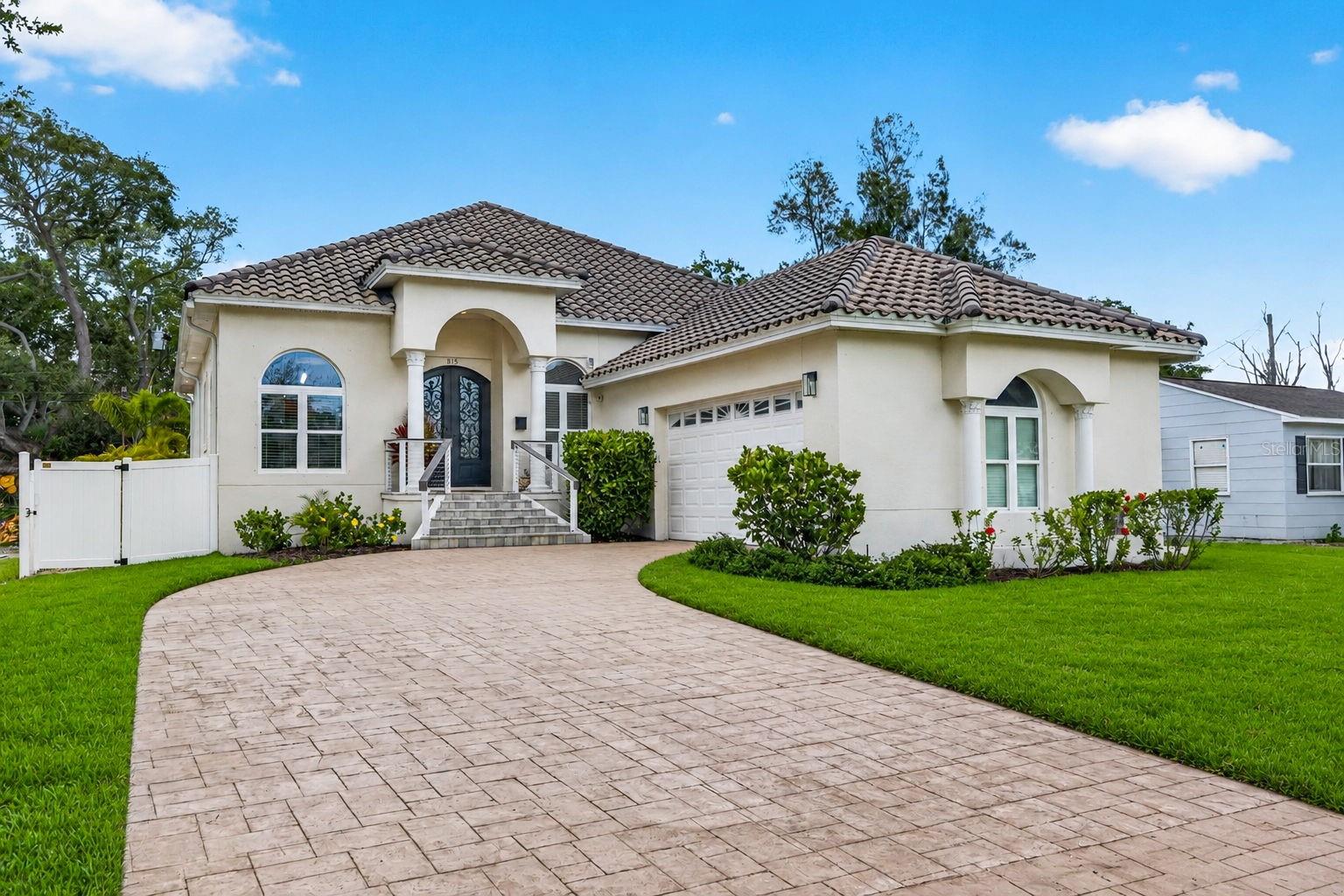 815 59TH AVE NE, ST PETERSBURG, FL — photo 3