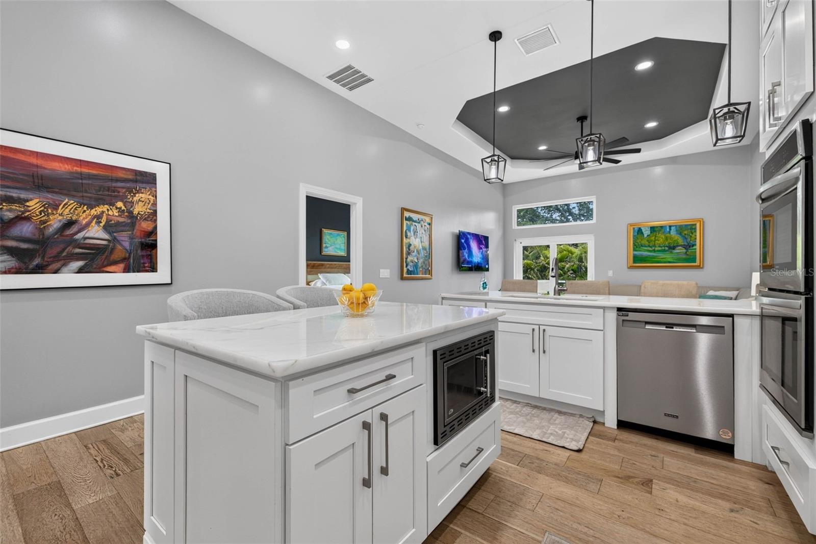 815 59TH AVE NE, ST PETERSBURG, FL — photo 13