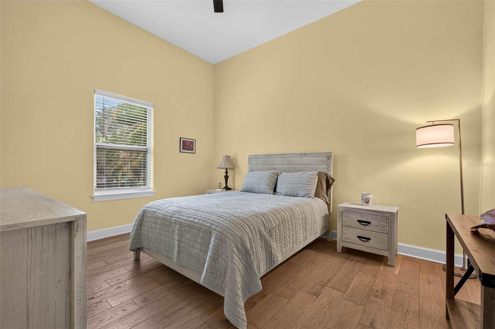 815 59TH AVE NE, ST PETERSBURG, FL — photo 29