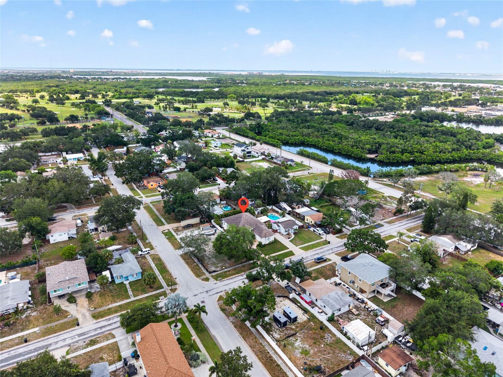 815 59TH AVE NE, ST PETERSBURG, FL — photo 37