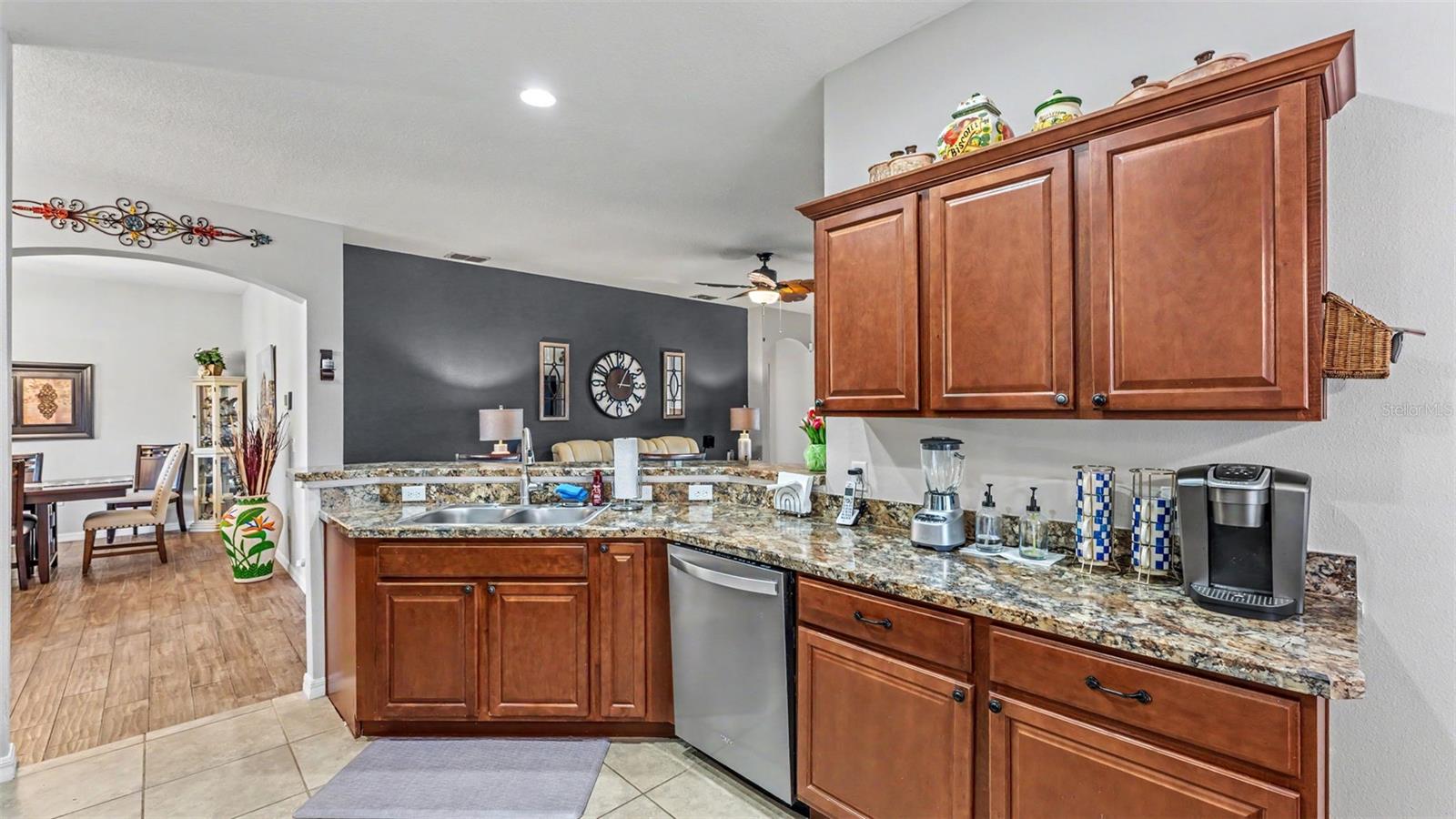 1053 KRENSON WOODS RD, LAKELAND, FL — photo 9
