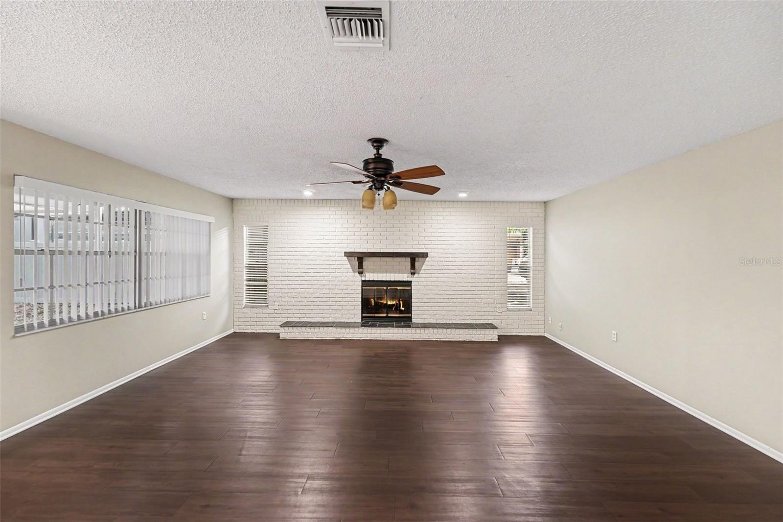 2431 GROVE RIDGE DR, PALM HARBOR, FL — photo 6