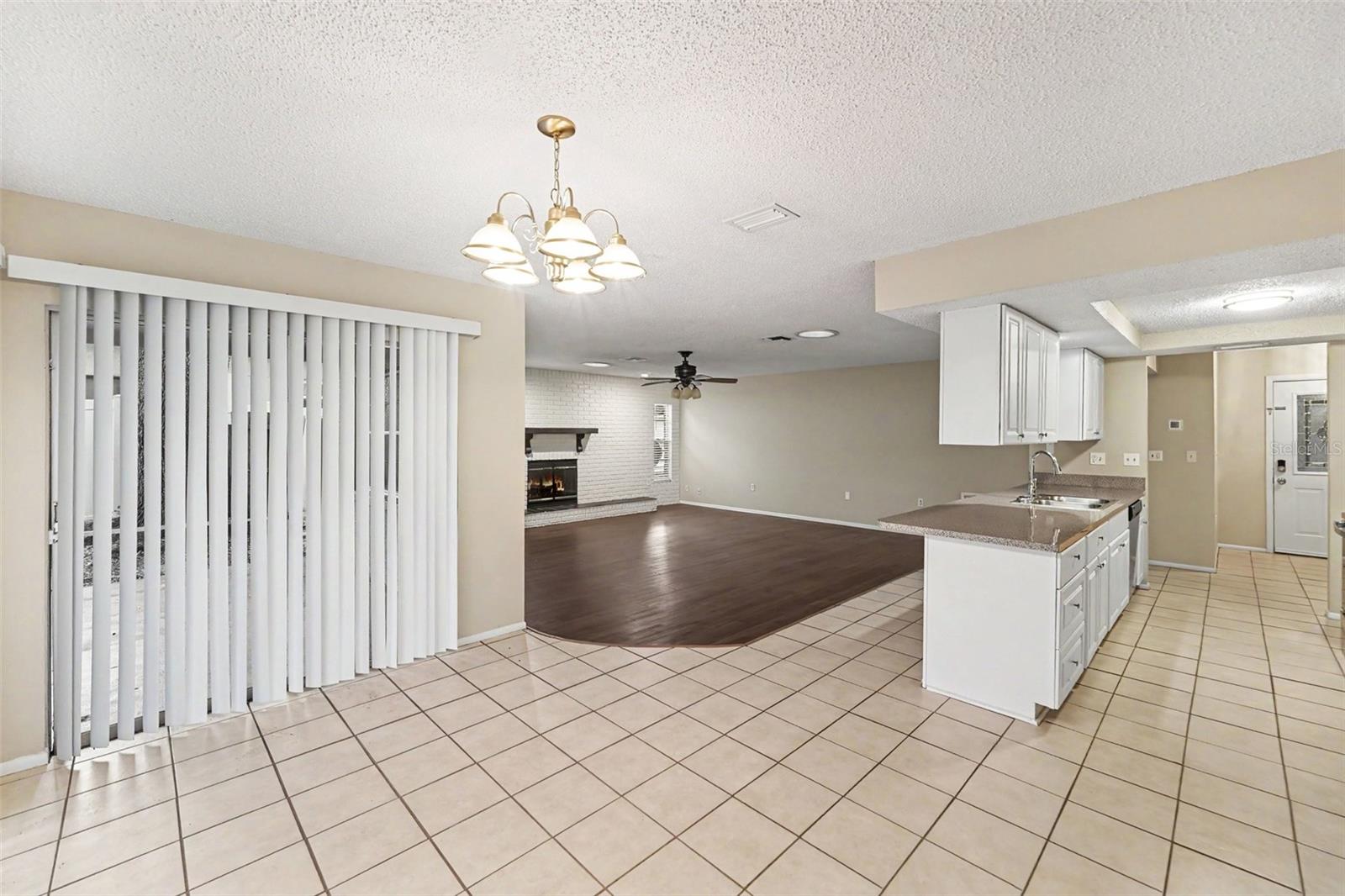 2431 GROVE RIDGE DR, PALM HARBOR, FL — photo 11