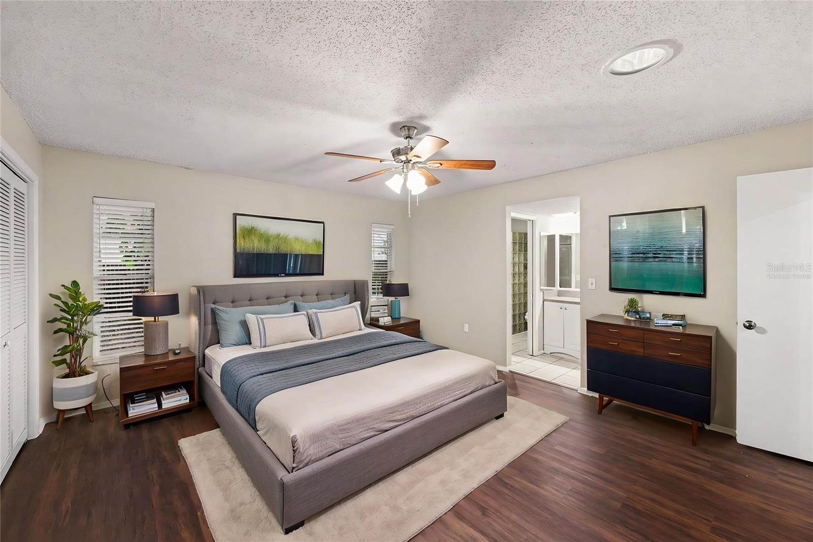 2431 GROVE RIDGE DR, PALM HARBOR, FL — photo 17