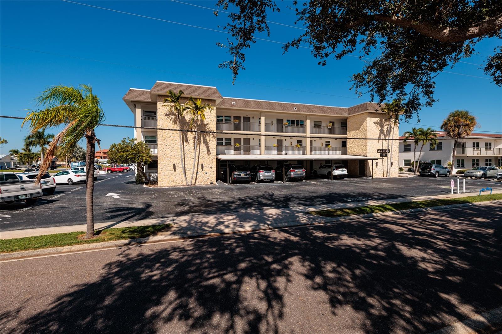 3789 46TH AVE S #101, ST PETERSBURG, FL — photo 3