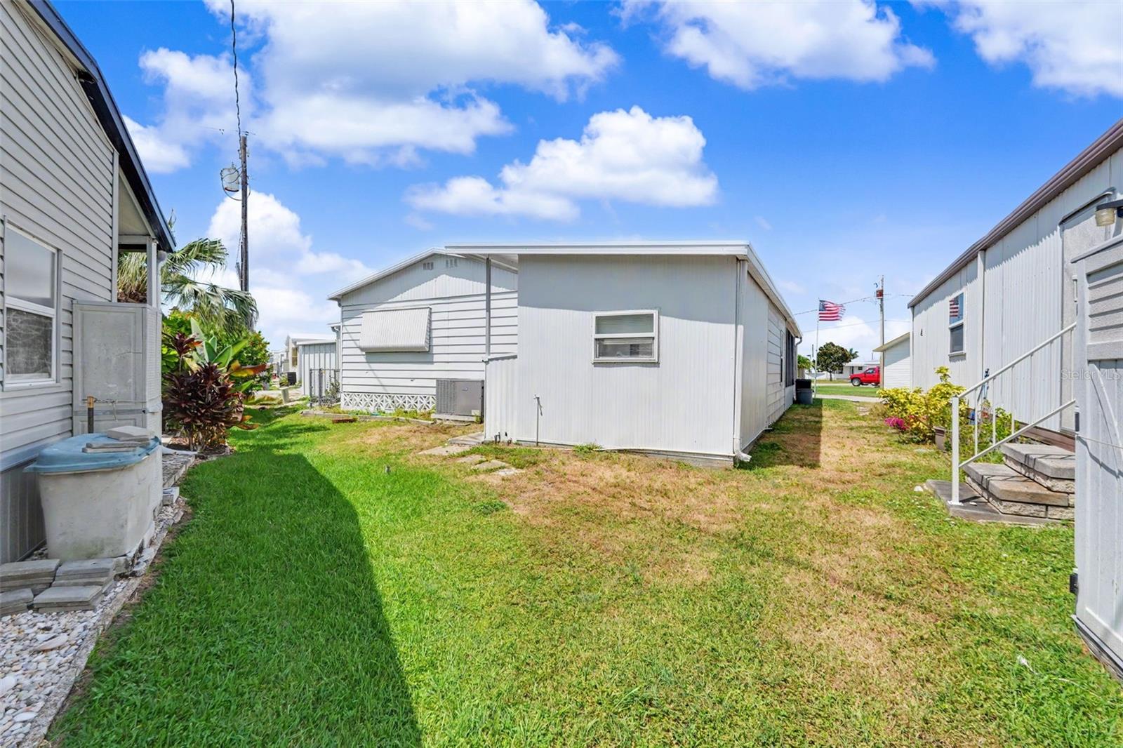 6523 KANSAS ST, BRADENTON, FL — photo 4