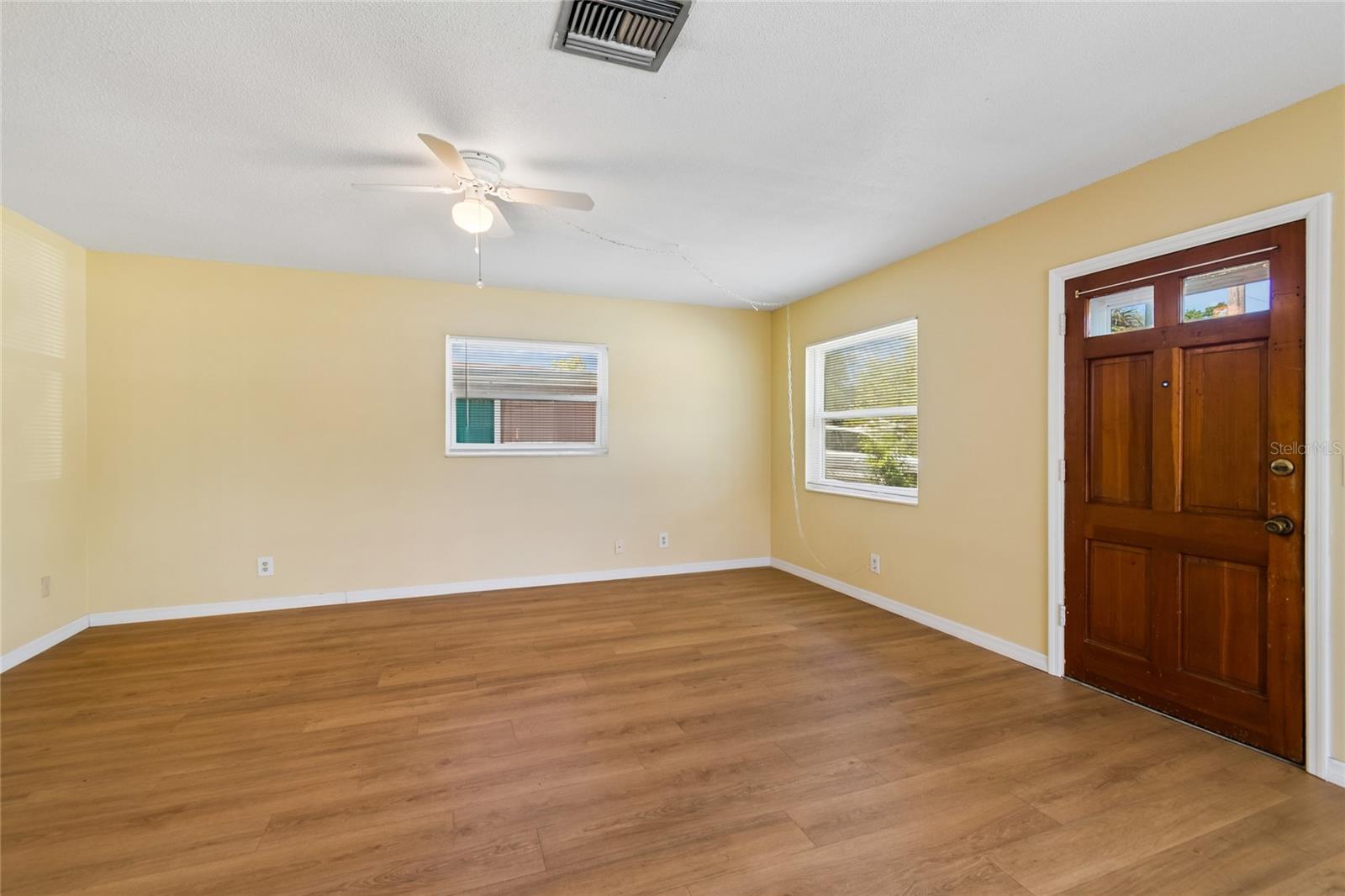 6706 S MASCOTTE ST, TAMPA, FL — photo 8