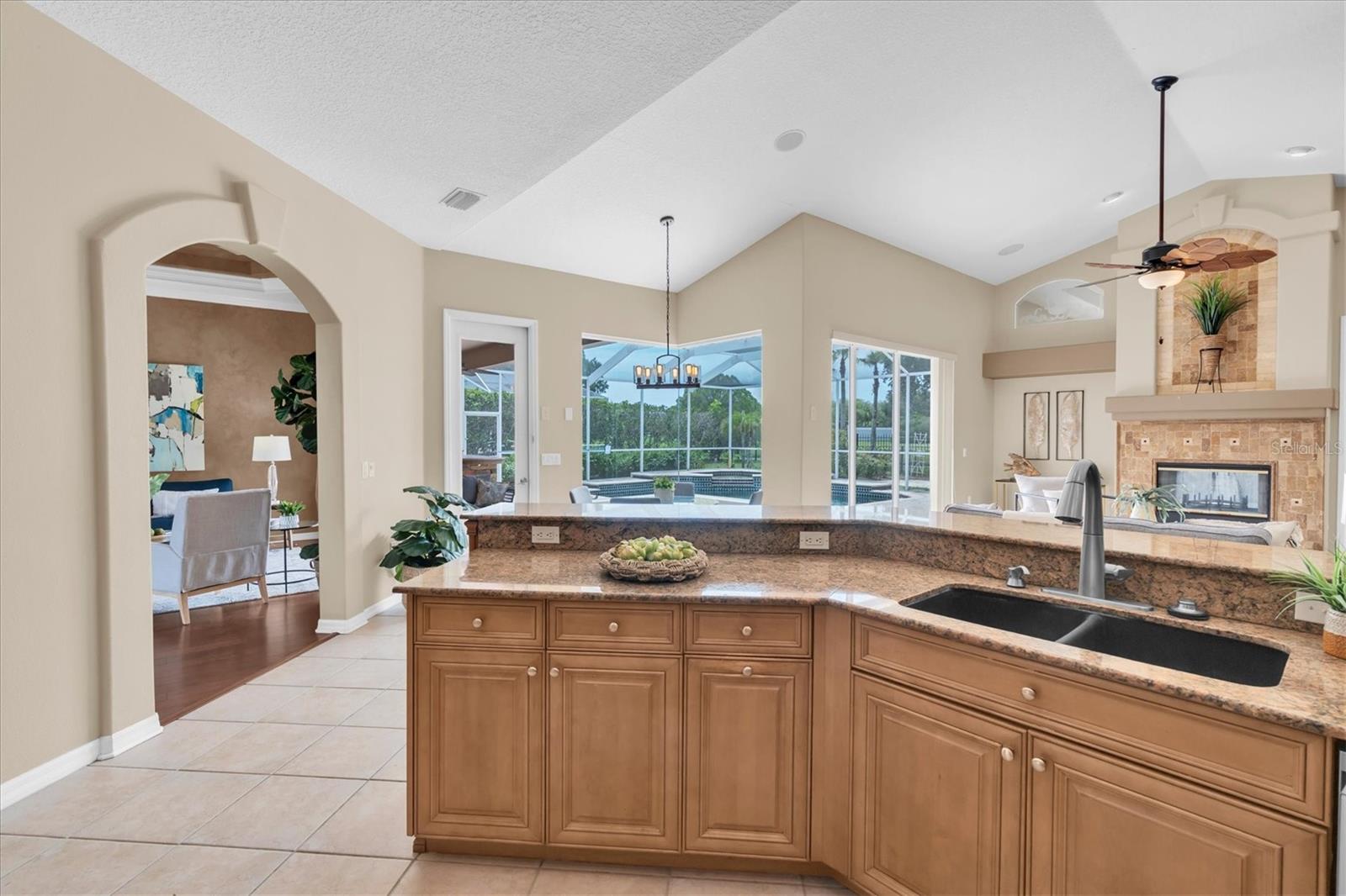 4270 COVE DR, PALM HARBOR, FL — photo 23