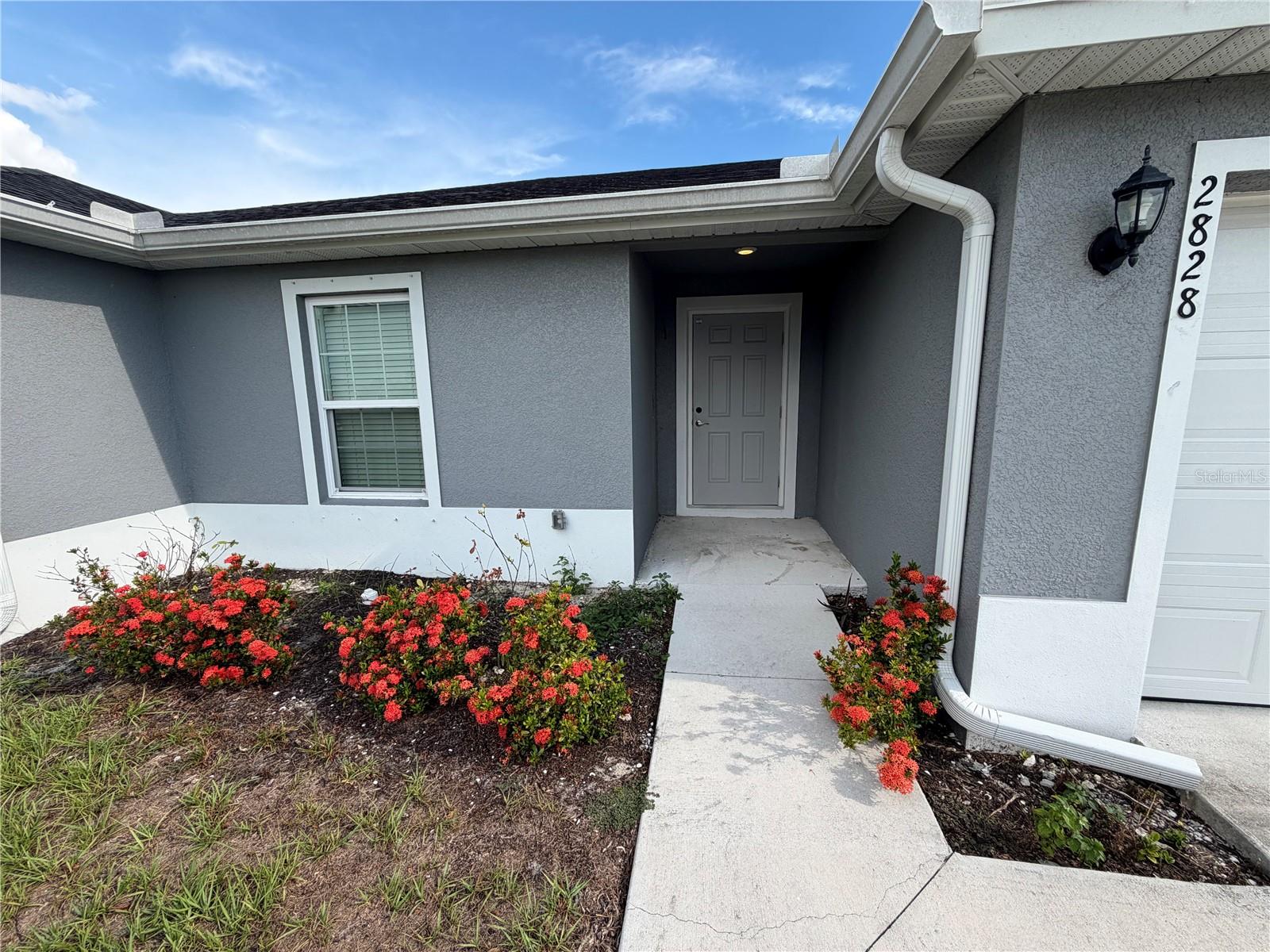 2828 SW 2ND TER, CAPE CORAL, FL — photo 2