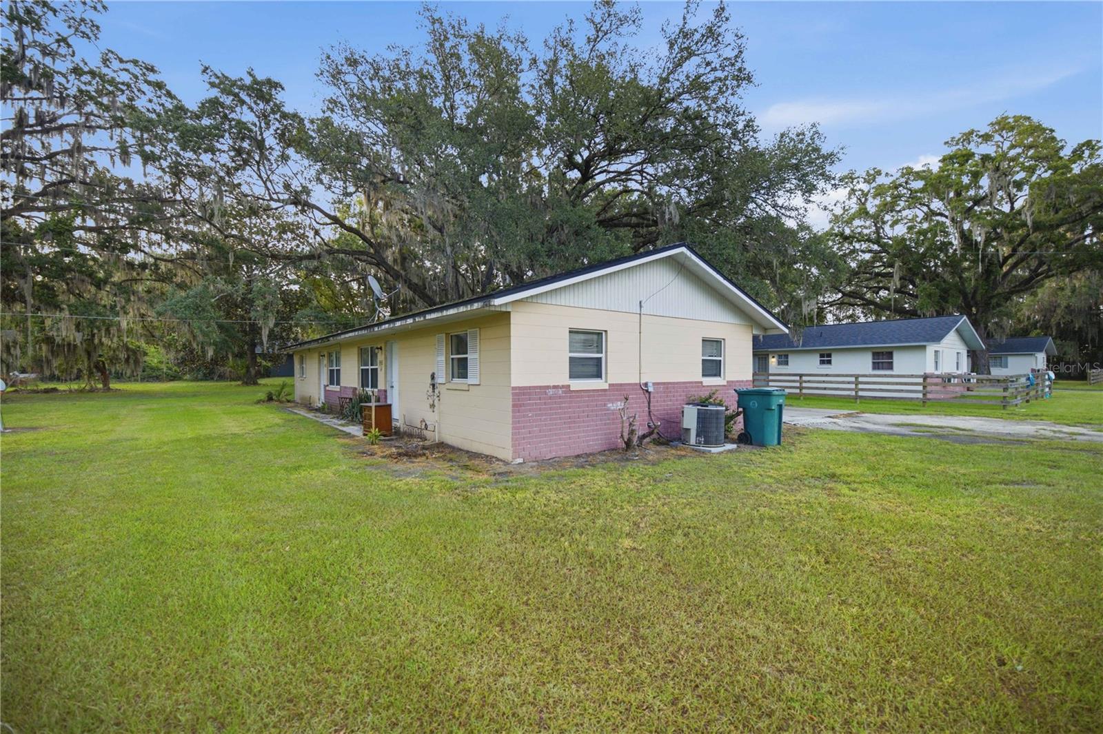 421 NE 26TH CT, OCALA, FL — photo 4