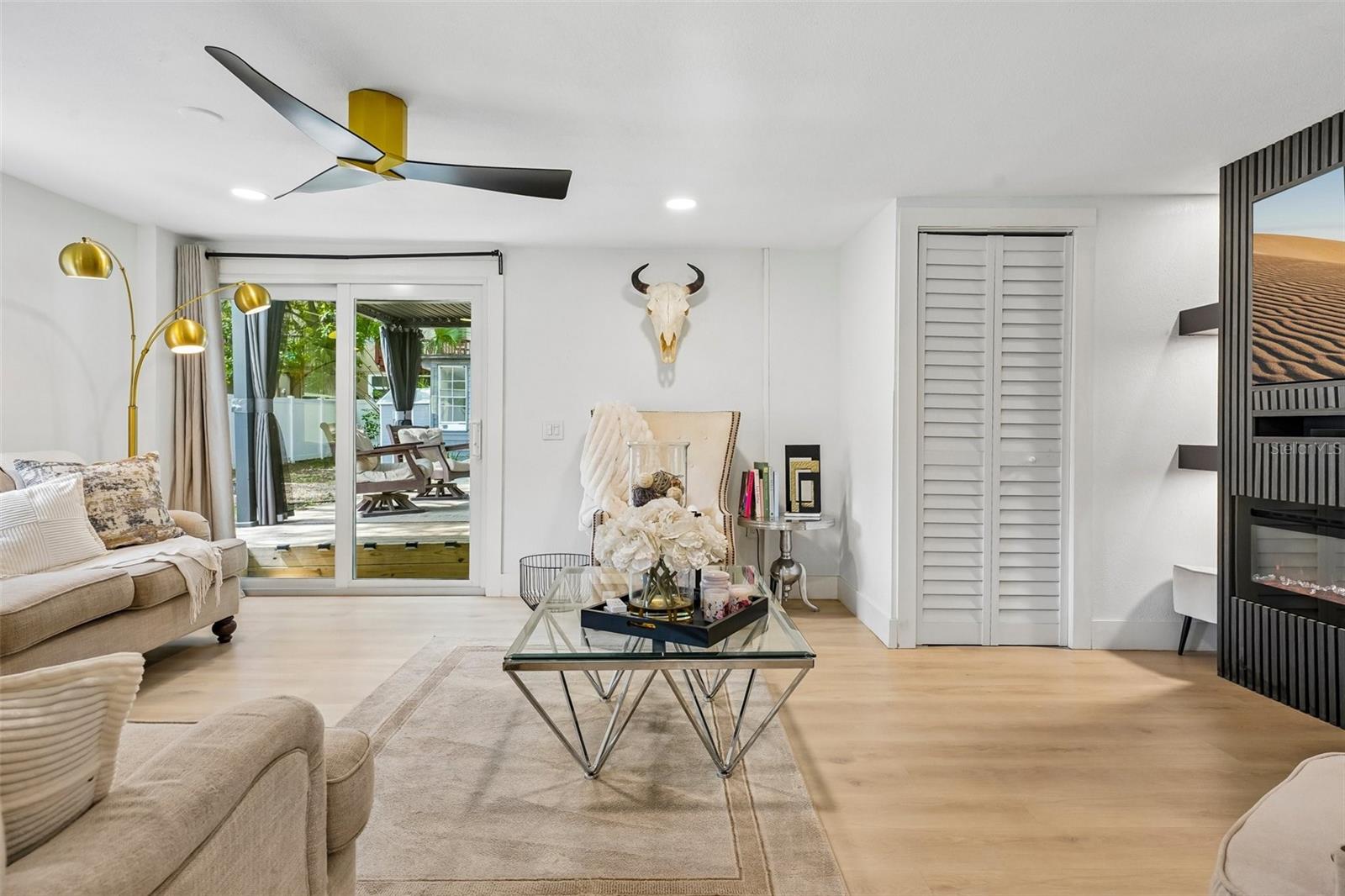 2934 W ELLIS DR, TAMPA, FL — photo 11