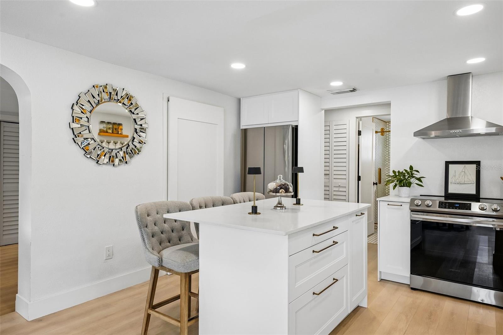 2934 W ELLIS DR, TAMPA, FL — photo 24