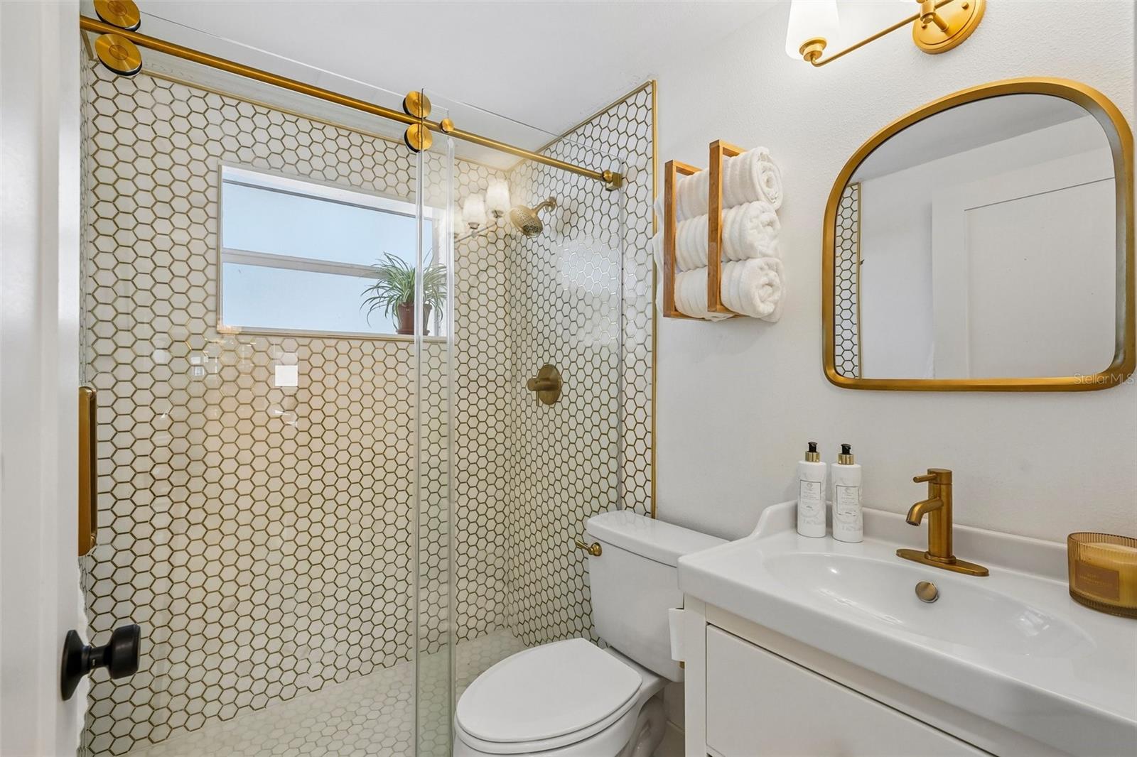 2934 W ELLIS DR, TAMPA, FL — photo 28