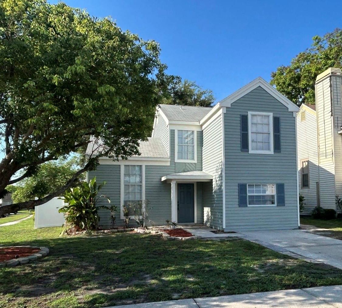 5102 PEACHGREEN CT, TAMPA, FL