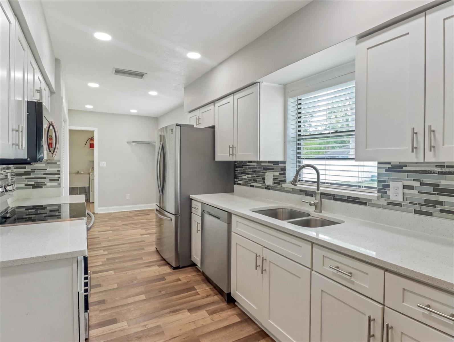 13346 MORAN DR, TAMPA, FL — photo 12