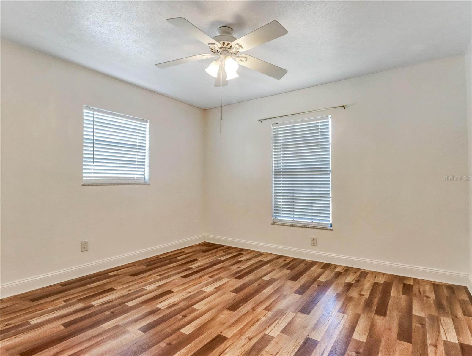 13346 MORAN DR, TAMPA, FL — photo 18