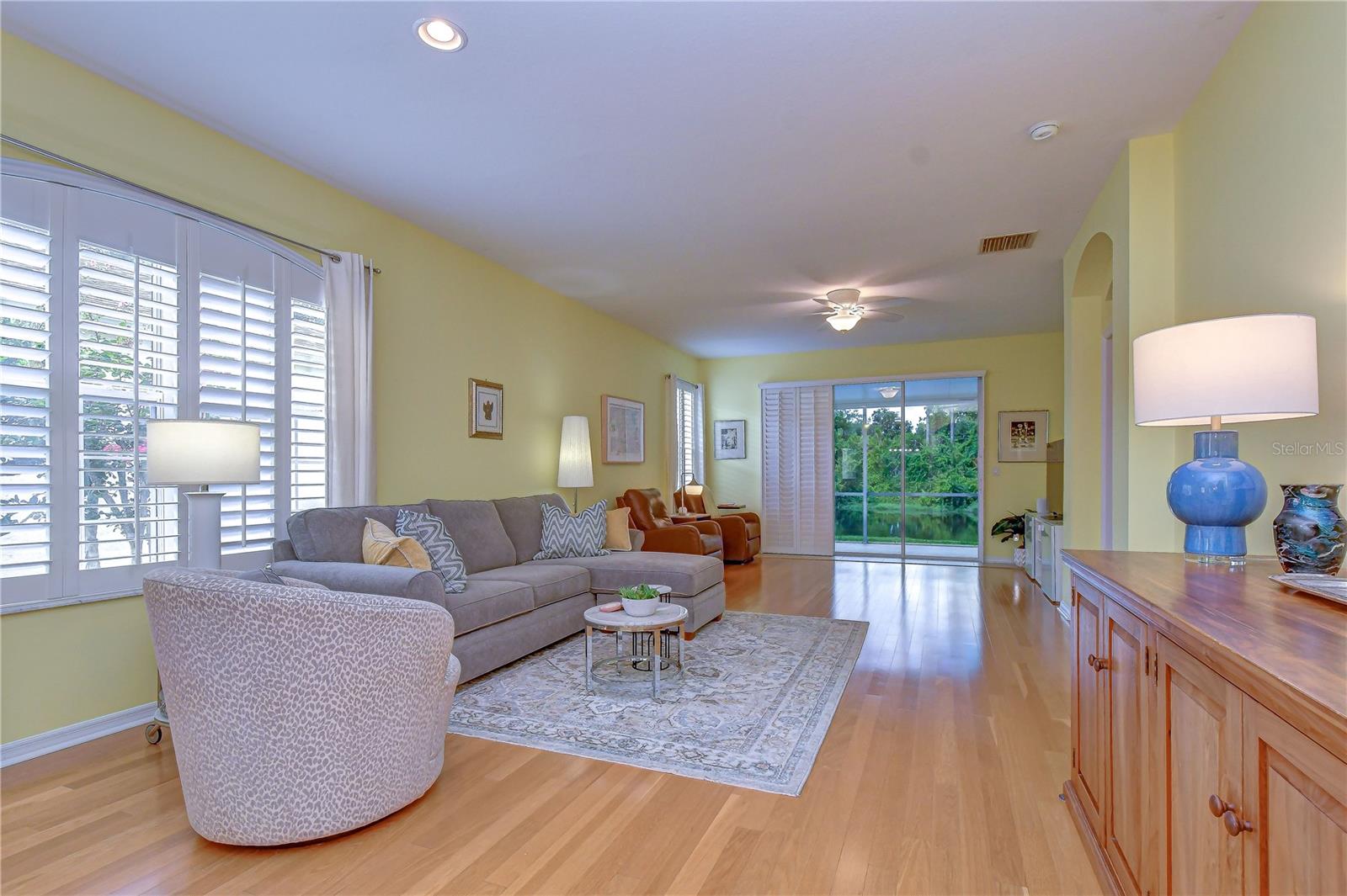3332 CHAPEL CREEK CIR, WESLEY CHAPEL, FL — photo 26